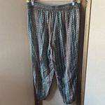 Jessica Simpson  Patterned slacks large Photo 8