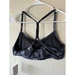 Johnny Was NWT  Calme Endurance Camouflage Sports Bra Sz XL Photo 1