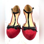 JustFab 10 Pinup Rockabilly Red and Black T-Strap Heels Photo 2
