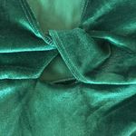 Lulus Green Women’s Velvety Long Sleeve Crop top Large Photo 2