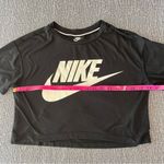 Nike Cropped T-Shirt Photo 10