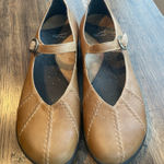 Dansko Giselle Nubuck Mary Jane Tan Leather Shoes - size 41 (10.5/11) Photo 0