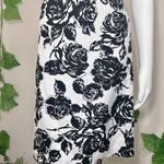 White House | Black Market  Rose Pencil Silk Skirt New Photo 2