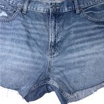 Gap  Denim Mid Rise Stride Short Cut Off Shorts In Medium Wash Women’s Size 16/33 Photo 2