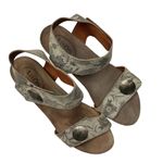 Taos Carousel 2 Floral Print Wedge Sandals Comfort Adjustable Straps Size 9 Photo 1