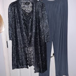 Mother of Bride/Mother of Groom set Silver Size 8 Photo 0