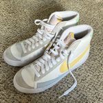 Nike BLAZER MID 77 SPORTY PASTEL Photo 1