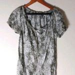 Daisy Fuentes  S Gray Snake Stretch Bubble Hem Top Photo 0