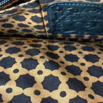 Brighton COPYBRIGHTON PURSE BLACK & TAN WOVEN STRAW ADJUST ALLIGATOR LOOK STRAP SILVER Photo 9