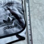 Adidas  Women's Running Workout Grey Black White Shorts Size 10 Vintage Photo 3