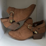 Time & Tru Brown Booties Photo 0