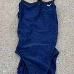 Nike  Chlorine Resistant One Piece Swimsuit size 4 Photo 0