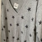 Socialite  Top Long Sleeve Fleece Soft Star Print Gray Casual V-Neck Cozy Neutral Photo 1