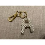 Pearl Gold Letter A Keychain White Photo 1