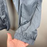 Fabletics  Jogger Women's Medium Gray Ultra High-Waisted‎ Piped Athleisure Active Photo 4