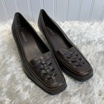 Aerosoles  Brown Leather Kitten Heel Loafers Sz 7.5 M Photo 0