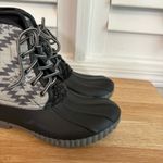 Simply Southern  Gray And Black Aztec Print Duck‎ Boot Size 7 Photo 3