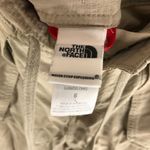 The North Face Womens Hiking Shorts Roll Up Pockets Nylon Beige 6 Long Photo 2