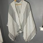 Vintage gray striped poncho fringe body wrap scarf Photo 3