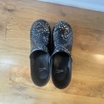 Dansko  Black Silver Animal Printed Clogs Slip-Resistant Nursing Shoes 41/10.5-11 Photo 2