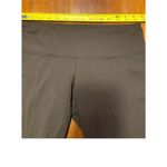 Lululemon Women’s  Black Crop Leggings Sz 8 Photo 2