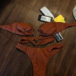 Vix Paula Hermanny Bikini Set Photo 1