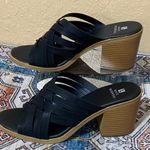 White Mountain  Be Happy Weave Heel Size 10M Photo 1