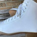 GAM 0884 Ice Figure Skate Boots Made in Canada Size 7 Photo 5