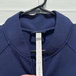 Lululemon Embrace The Space Jacket Women's 6 Hero Blue Navy Full Zip Nursing Photo 1