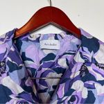 Art Dealer 100% Silk Purpal floral pearl button front blouse sz XS Purple Photo 1