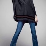 Hinge Nordstrom  Sweater Poncho Detailed Border buttons women’s Medium large Photo 1