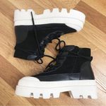 Gianni Bini  Black Leather Platform Ankle Boot Bootie Lug Sole Sneaker Sz 6.5 New Photo 5