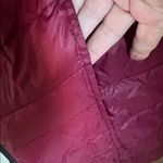 Women's Reversible Black and Maroon Quilted Hoodie Jacket Size XXL Photo 2