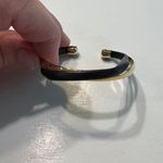 Shiraleah Chicago Gold Tone & Black Twisted Cuff Bracelet, New On Card Photo 3