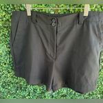 Nike Women’s Golf Dri-Fit Shorts in Black Size 12 Photo 2
