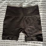 Set Active Women's Black Shorts Photo 0