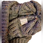 NWOT Gray Speckled Beanie (Women’s) Photo 2