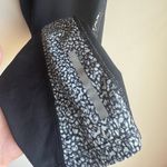 Nike Dri-FIT Black and White/Gray Cheetah Patterned Leggings Sz large Photo 5