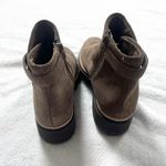 Clarks Sharon Suede Brown Tan Ankle Wedge Boots Almond Toe Women’s Sz 6 Booties Photo 3