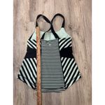 Lululemon  Women's Work It Out Tank Size 8 Photo 4