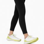 NIB | Women's Lane Photo 2