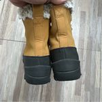 Target Tan and Black Winter Boots with Faux Fur Trim Women’s Size 10 Photo 6