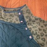 J. Crew green leopard print quilted‎ snap fleece pullover sweatshirt small Photo 3