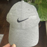 Nike Grey  Hat Dri-Fit Photo 0