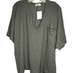 Zenana Outfitters ‎ Keyhole Top nwt Photo 0