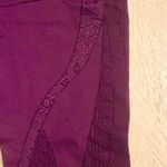 Nux clothing NWOT burgundy Nux cropped leggings. Sz M Photo 2