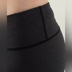 Lululemon Wunder Under Pant Legging in Diamond Dot Black White / Black Size 4 Photo 5