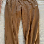 Nike  Joggers Photo 0