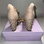 Madden Girl  Bitsyy Blush Suede‎ Block Heel With Faux Pearls Strappy Party New 9 Photo 3