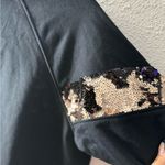 Black and Gold Sequin Women's Sweatshirt Size XXL Photo 5